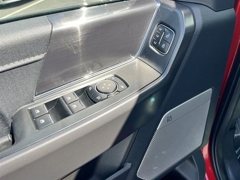 Used 2025 Ford F150 Lariat AWD/4WD image 15