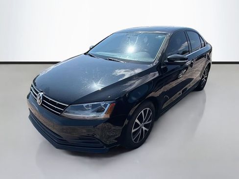 Used 2018 Volkswagen Jetta SE FWD image 5