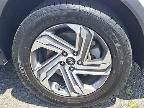 Used 2023 Hyundai Santa Fe SEL image 9