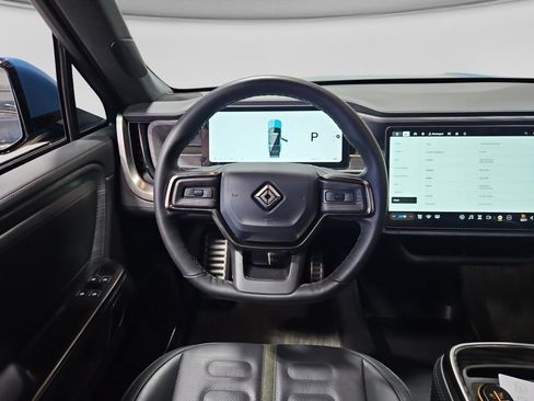 Used 2023 Rivian R1S Adventure AWD/4WD image 7