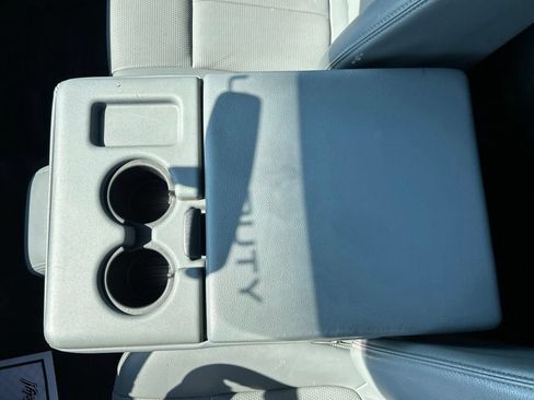 Used 2015 Ford F250 XL AWD/4WD image 8