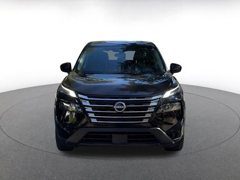 Used 2025 Nissan Rogue SV image 4