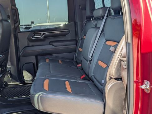 Certified 2024 GMC Sierra 1500 AT4 w/ Technology Package AWD/4WD image 24