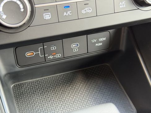 New 2026 Hyundai Tucson SE image 19