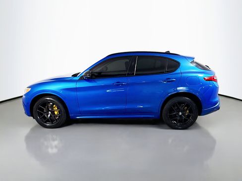 Used 2021 Alfa Romeo Stelvio Ti w/ Nero Edizione image 6