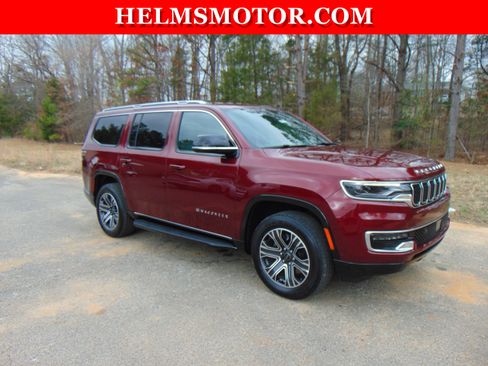 Certified 2025 Jeep Wagoneer 4WD image 15