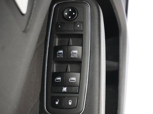 Used 2021 Dodge Charger R/T w/ Performance Handling Group image 11