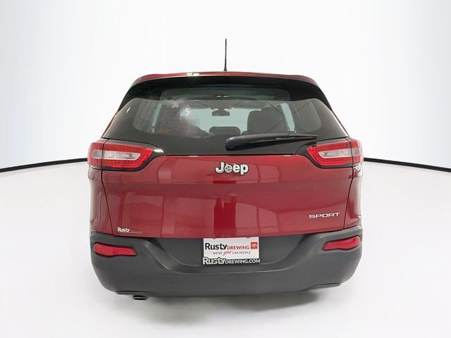 Used 2017 Jeep Cherokee Sport FWD image 5