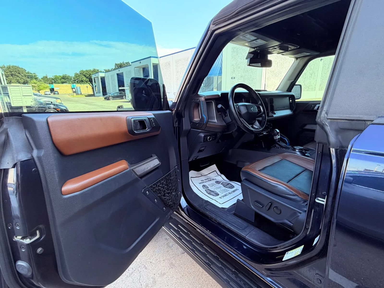 Used 2021 Ford Bronco Outer Banks AWD/4WD image 10
