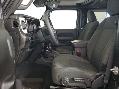 Used 2025 Jeep Wrangler Sport image 11