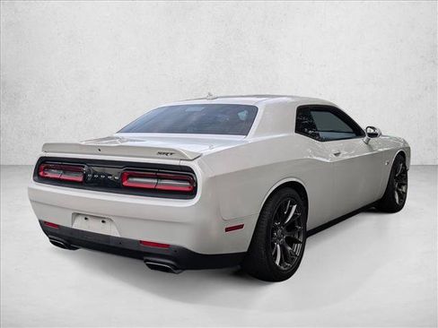 Used 2016 Dodge Challenger SRT w/ Technology Group RWD image 5
