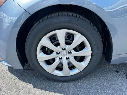 Used 2026 Toyota Corolla LE FWD image 12