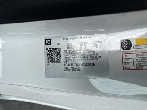 Used 2022 Chevrolet Camaro LT image 33