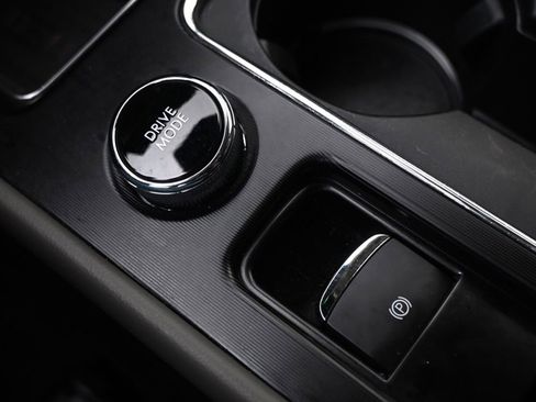 New 2026 Lincoln Corsair Premiere image 33