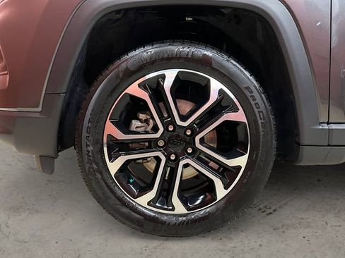 Used 2022 Jeep Compass Limited image 15