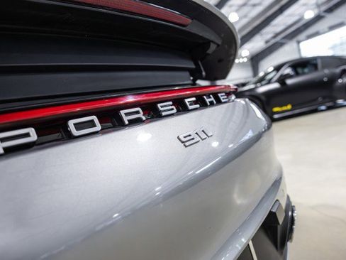 Used 2021 Porsche 911 Carrera image 15