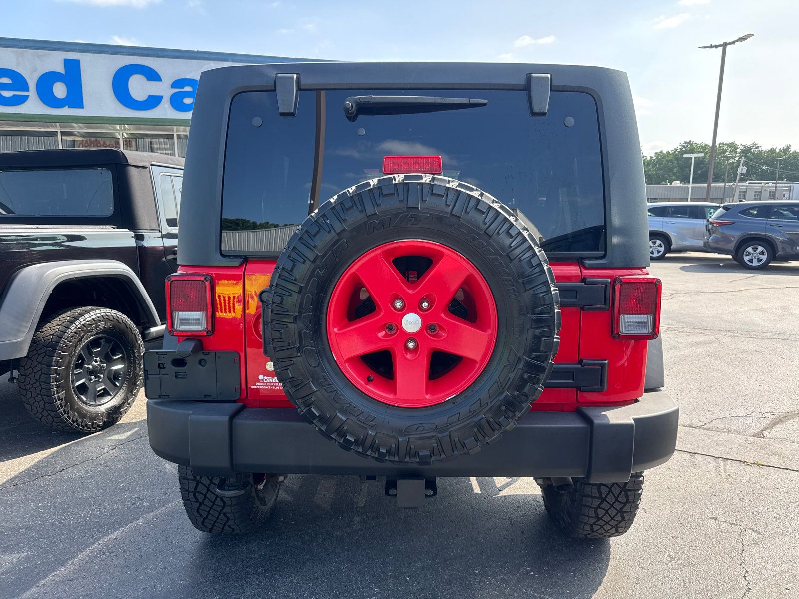 Used 2015 Jeep Wrangler Unlimited Sport w/ Quick Order Package 24S AWD/4WD image 4