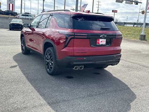 New 2026 Chevrolet Traverse LT w/ Midnight/Sport Edition FWD image 6