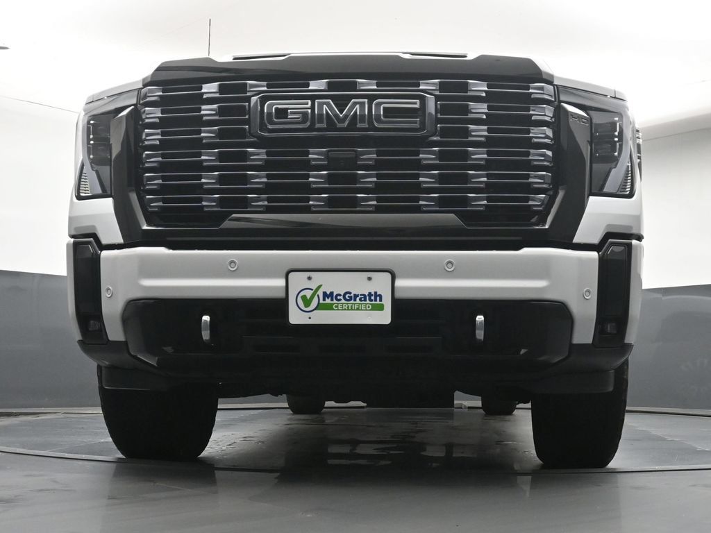 Used 2025 GMC Sierra 2500 Denali Ultimate AWD/4WD image 7