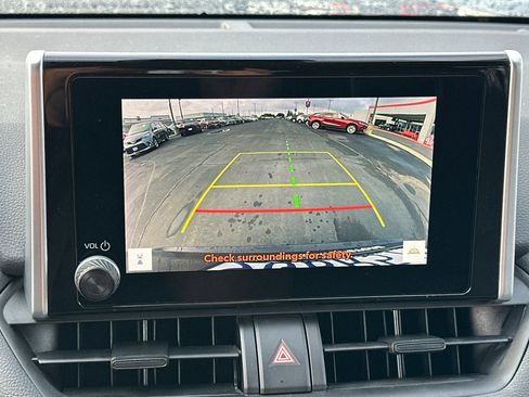 Certified 2023 Toyota RAV4 Hybrid XLE image 19