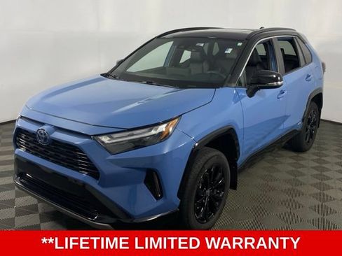 Used 2024 Toyota RAV4 XSE AWD/4WD image 3