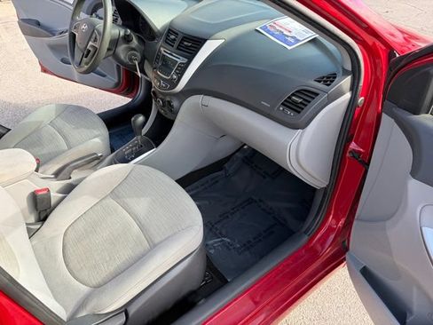 Used 2017 Hyundai Accent Value Edition FWD image 31