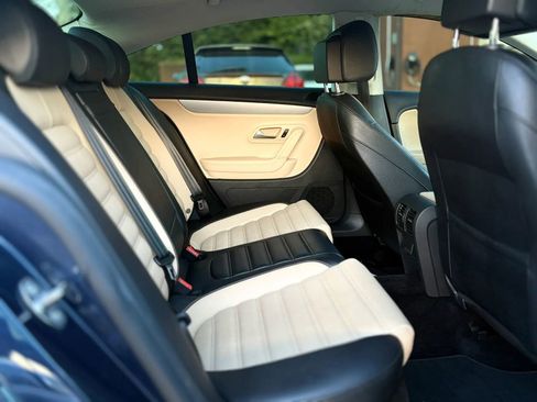 Used 2015 Volkswagen CC Sport image 18