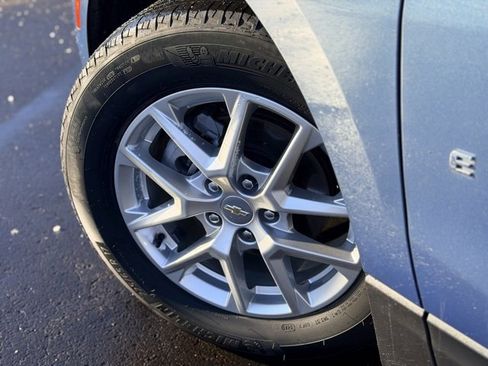 Certified 2024 Chevrolet Equinox LT w/ LPO, Floor Liner Package image 28