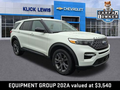 Used 2022 Ford Explorer XLT w/ Equipment Group 202A image 1