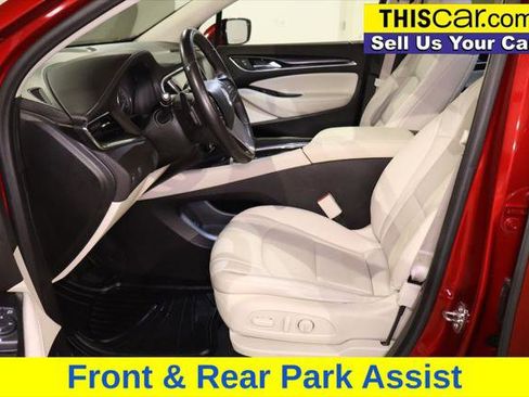 Used 2023 Buick Enclave Essence image 22