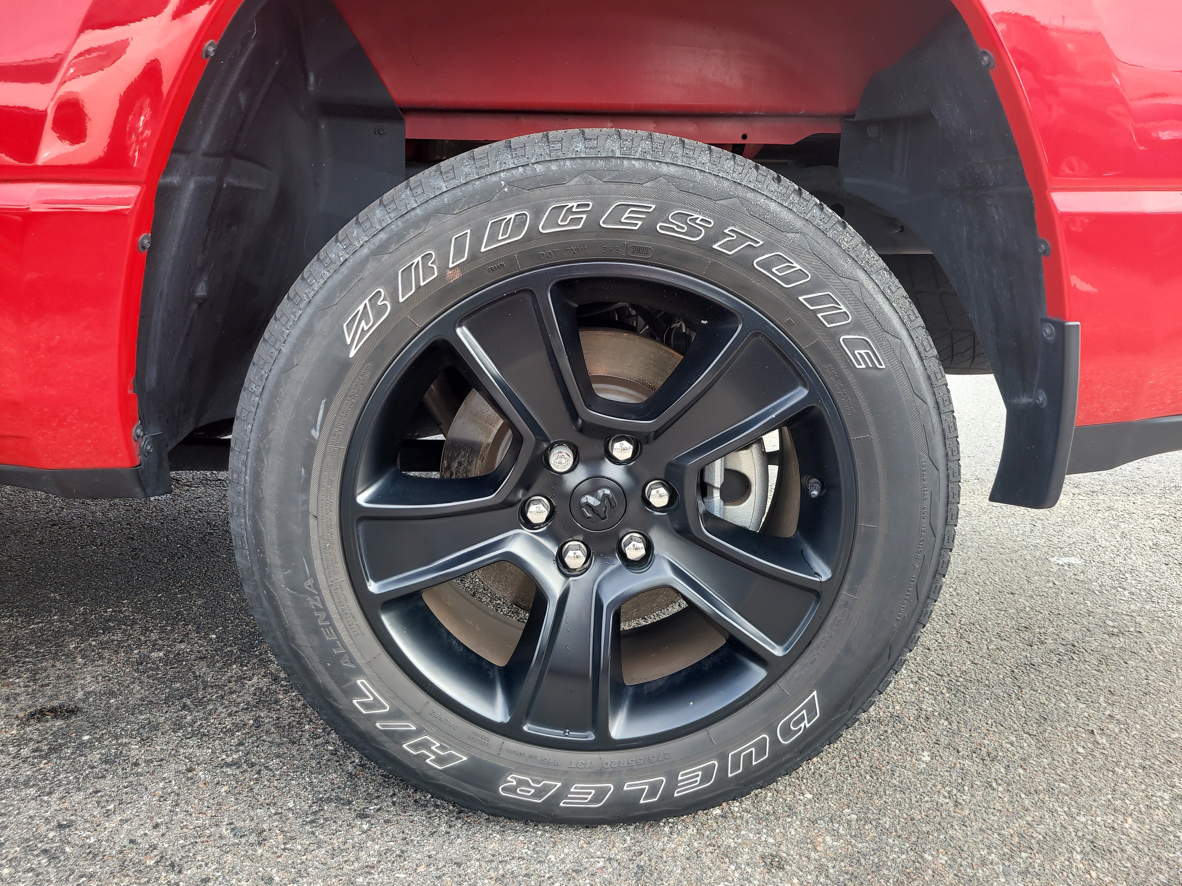 Used 2023 RAM 1500 Big Horn AWD/4WD image 9