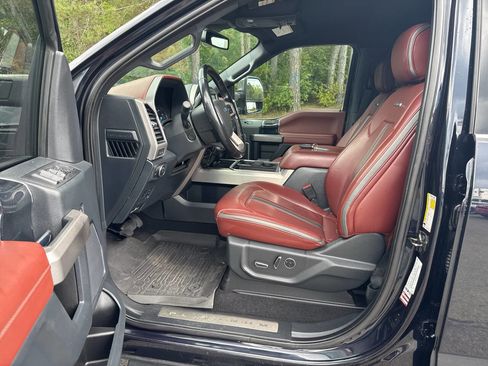 Used 2022 Ford F250 Platinum w/ Tremor Off-Road Package image 12