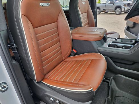 Used 2024 GMC Sierra 2500 Denali Ultimate AWD/4WD image 29