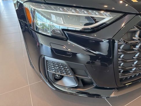 New 2025 Audi A8 L 3.0T image 4