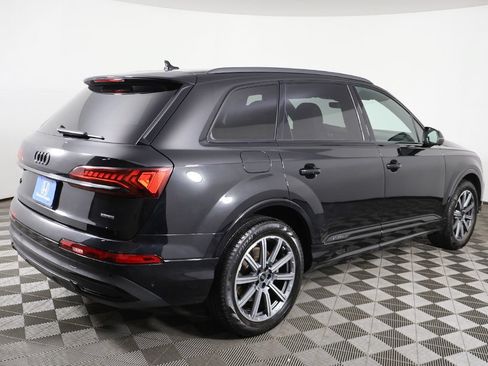 Used 2023 Audi Q7 2.0T Premium Plus w/ Premium Plus Package AWD/4WD image 13