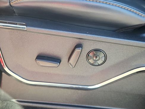 Used 2024 Ford F350 Platinum image 8