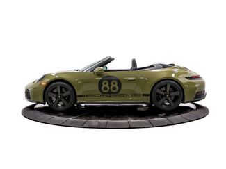 Certified 2026 Porsche 911 GTS RWD video 2