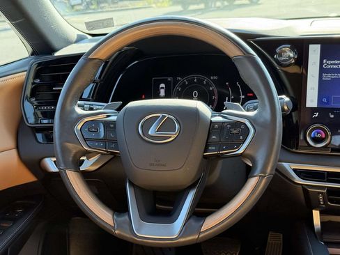 Used 2024 Lexus RX 350 Premium w/ Cold Area Package AWD/4WD image 9