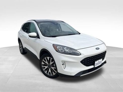 Used 2020 Ford Escape Titanium w/ Titanium Premium Package 2.0 AWD/4WD image 12
