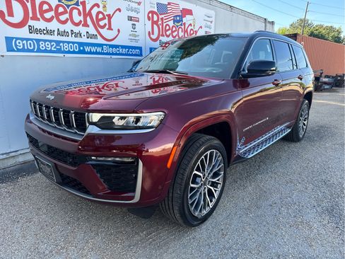New 2026 Jeep Grand Cherokee L Summit AWD/4WD image 6