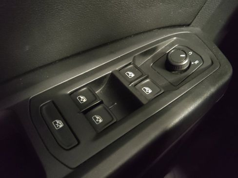 Used 2021 Volkswagen Atlas SEL AWD/4WD image 27