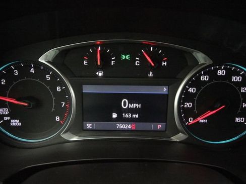 Used 2020 Chevrolet Traverse LT w/ Driver Confidence II Package image 18