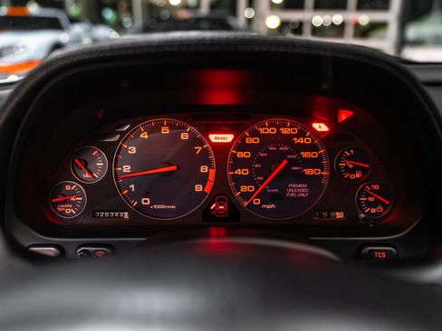 Used 2004 Acura NSX T image 11