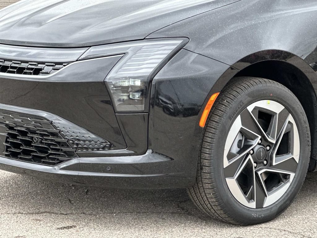 New 2027 Chrysler Pacifica Limited AWD/4WD image 7
