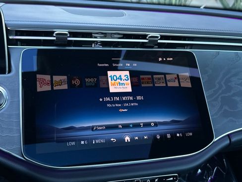 New 2026 Mercedes-Benz E 53 AMG e 4MATIC Sedan image 33