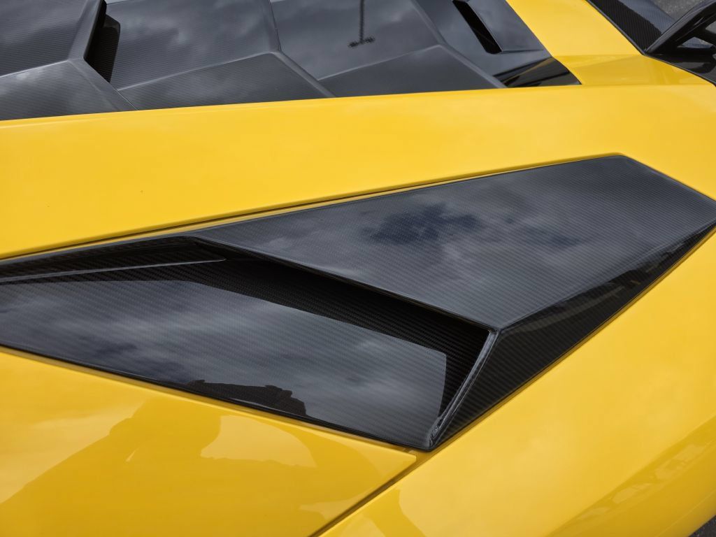 Used 2018 Lamborghini Aventador S AWD/4WD image 19
