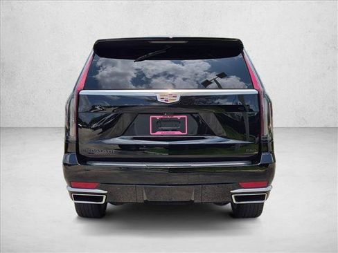 Used 2021 Cadillac Escalade Premium Luxury RWD image 6