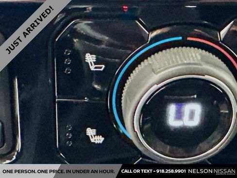 Used 2024 Chevrolet Silverado 1500 RST image 21