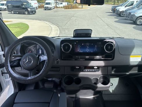 New 2026 Mercedes-Benz Sprinter 2500 image 39