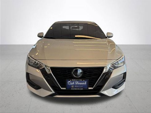 Certified 2023 Nissan Sentra SV FWD image 3
